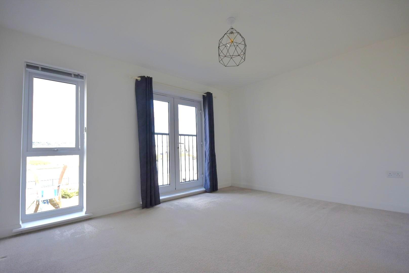 10 Clos Cymmer, Barry, CF62 5DL